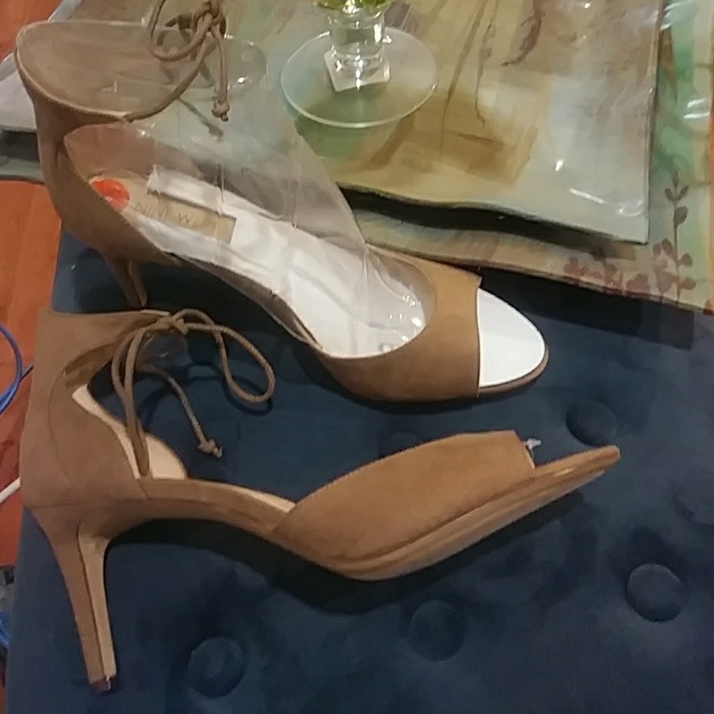 **SALE*** NINE WEST HEELS/COMFORT AT ITS BEST!