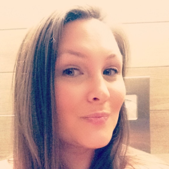 Meet your Posher, Jessica - Picture 1 of 1