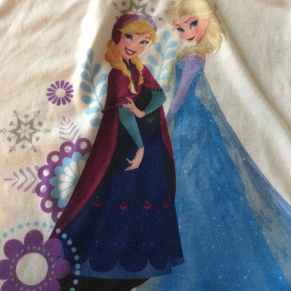 Super Adorable Disney Frozen Long Sleeve - Picture 5 of 6
