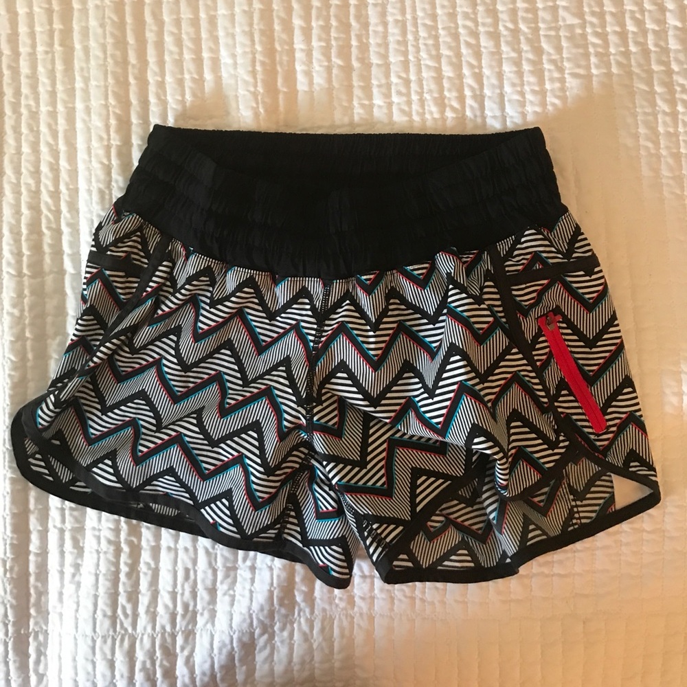 Lululemon Special Edition Sea Wheeze