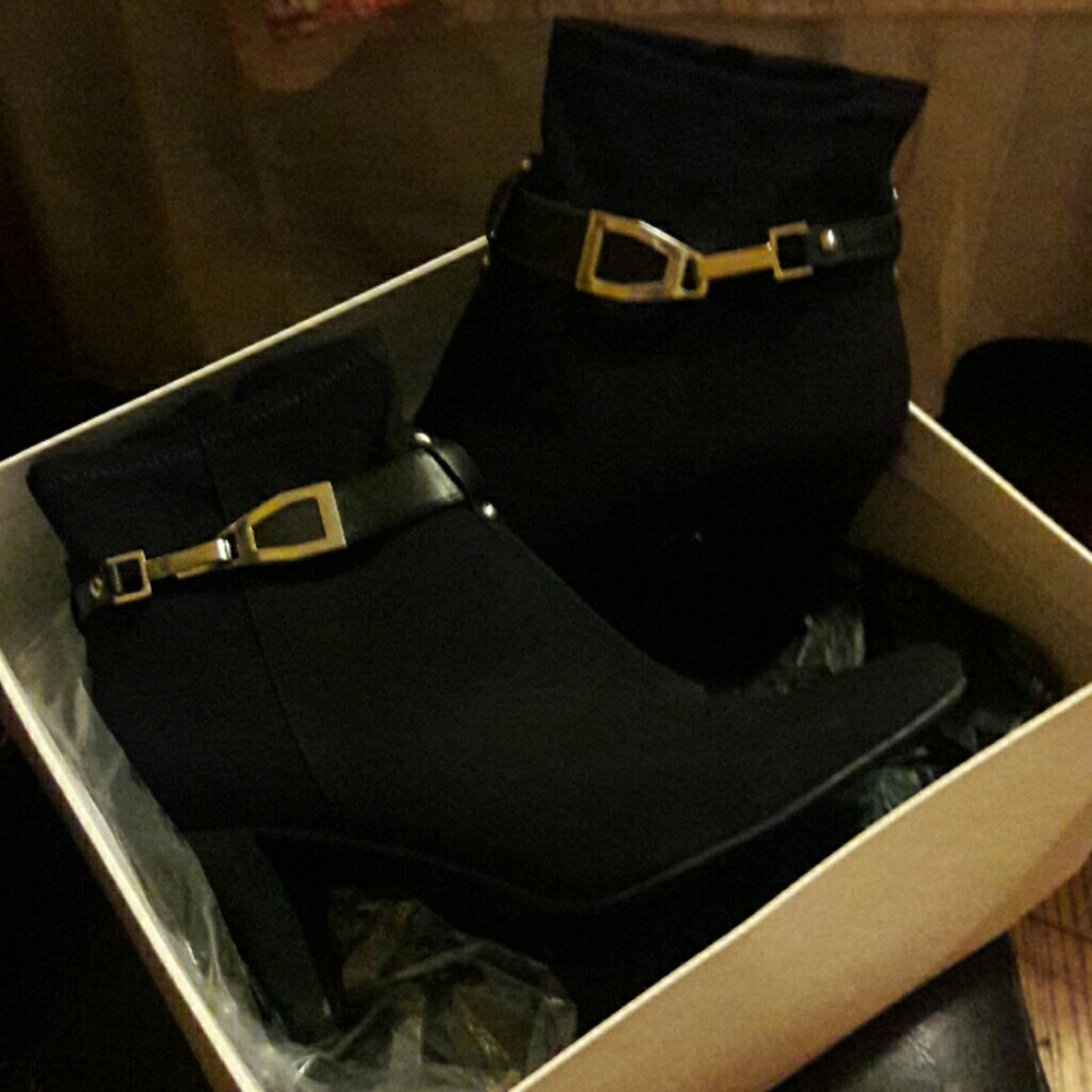Ankle boots