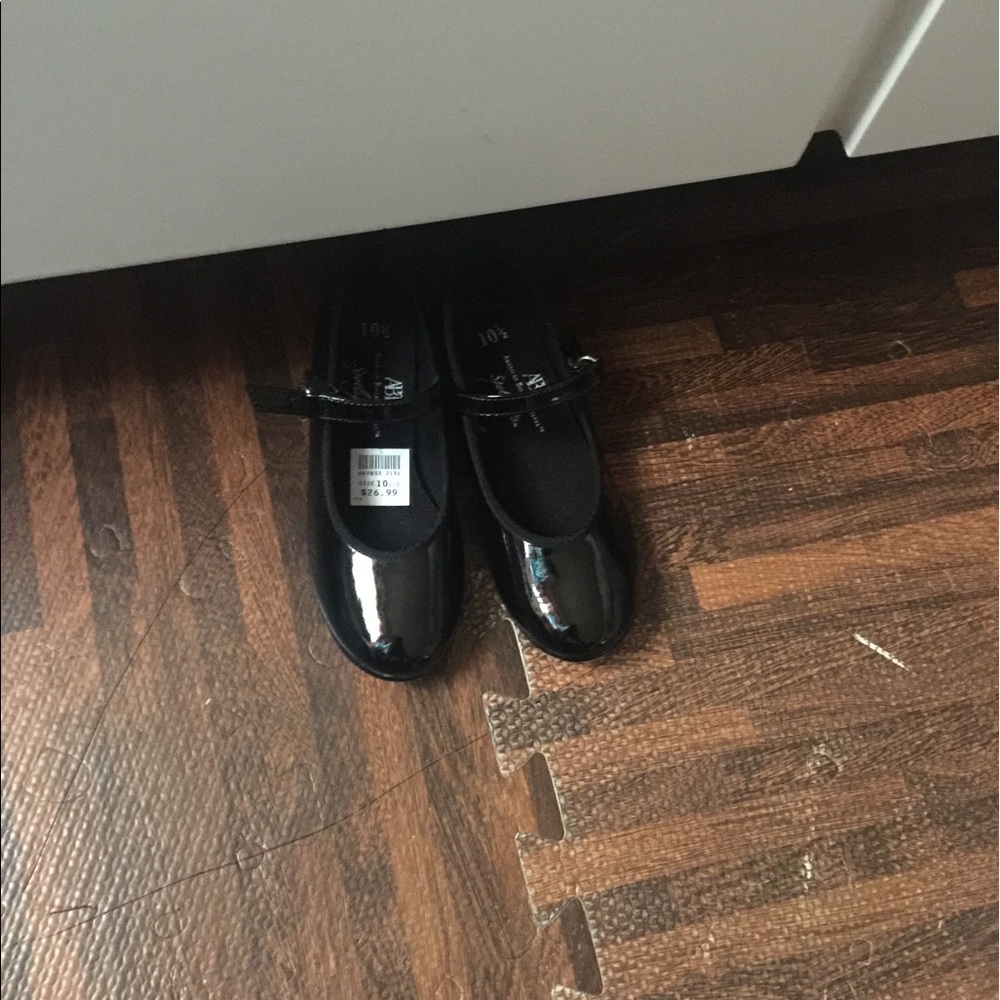 Tap shoes. Size 10. Used