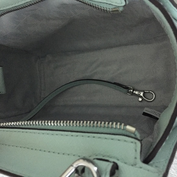 Michael Kors Selma Stud Md Messenger Add'l Photos - Picture 3 of 8