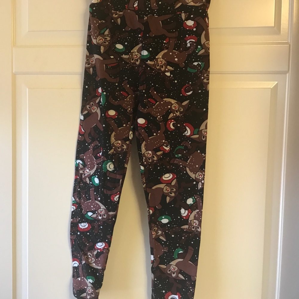 LuLaRoe kids S/M Rudolph leggings
