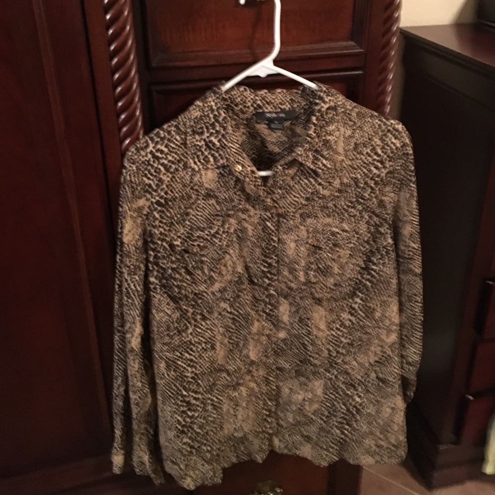 Long sleeve blouse