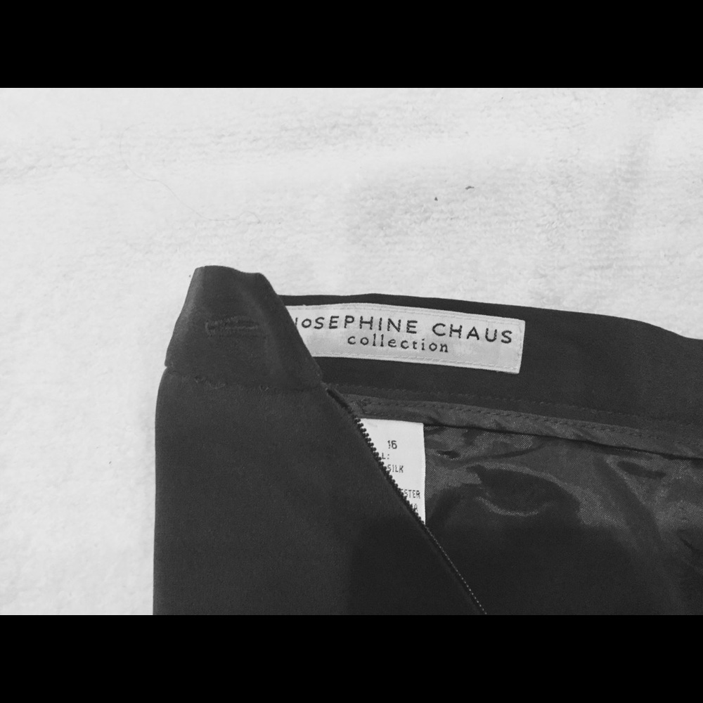Skirt - Picture 2 of 3