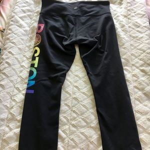 Lululemon SoulCycle Boston' wunder under crop