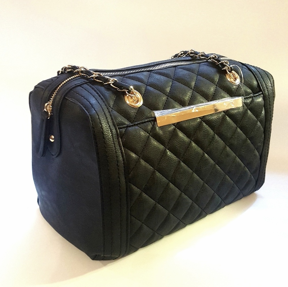 Black Faux Leather Handbag (New w/ Tags attached)