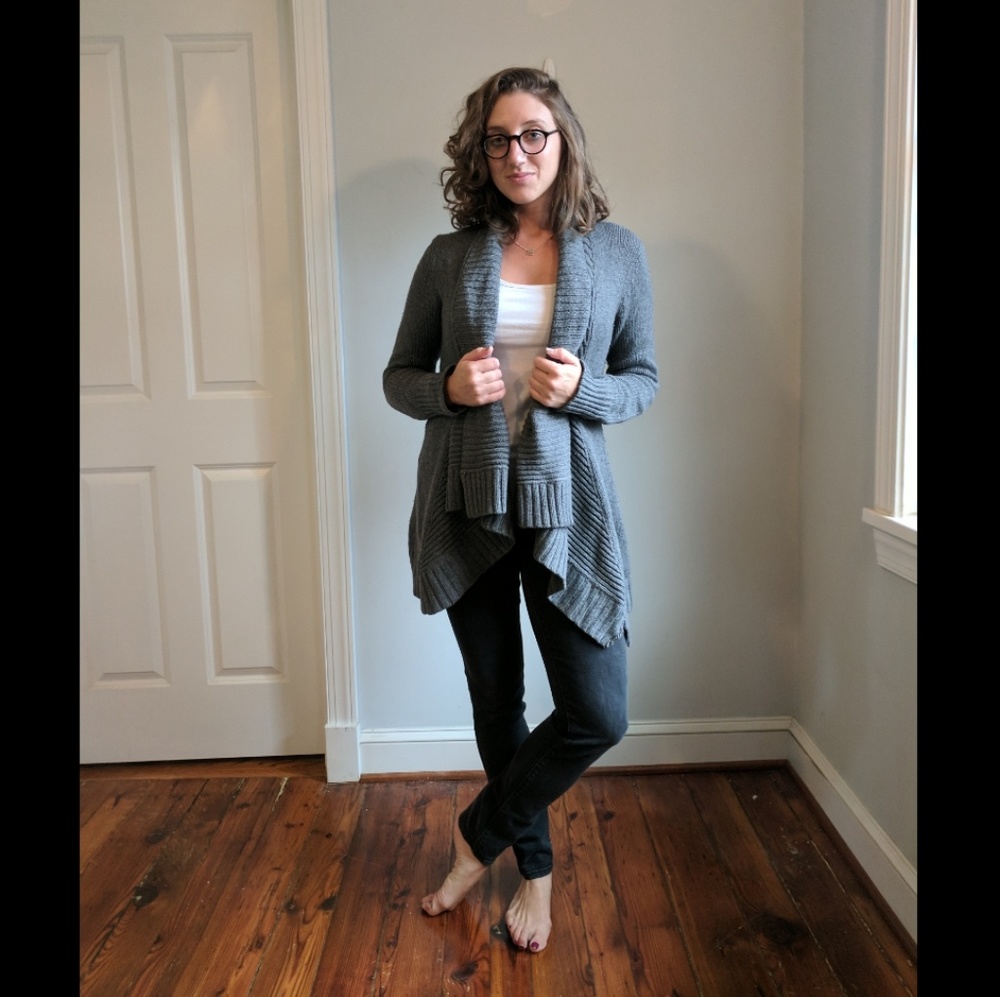 Gray Mid-length Cardigan sz. M
