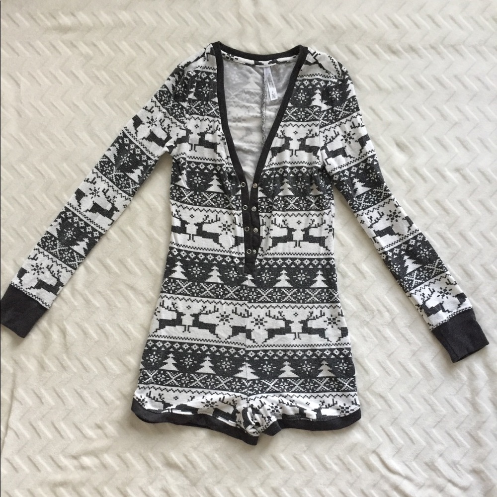 Aeropostale Sleep Romper