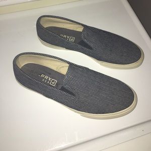 Sperry Topsider slip-ons