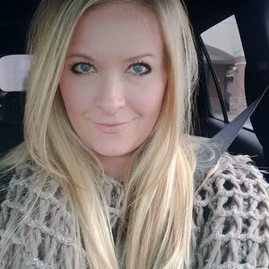 Meet your Posher, Cary