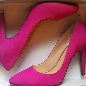 Jessica Simpson Pink suede pumps (NEW)