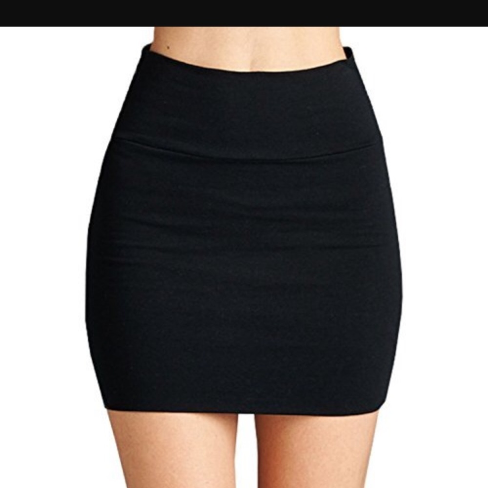 Black mini bodycon skirt