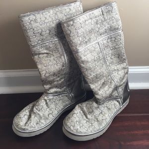 COACH "ugg" type boots - size 8