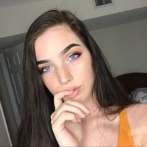 Meet your Posher, Jennah