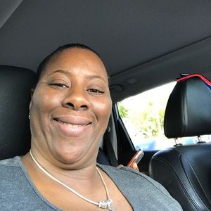 Meet your Posher, Joan