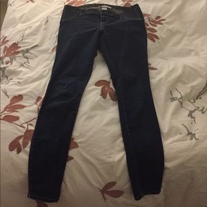 Maternity skinny jeans