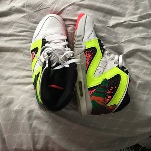 Nike Air Tech Challenge Hybrid White/White‑Volt
