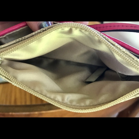 NWOT! 💕COACH DOT OP ART SMALL WRISTLET ❤️ - Picture 5 of 8