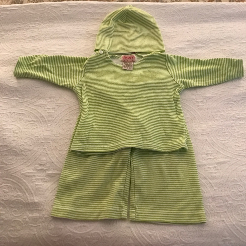 Zutano green and white 3 piece outfit