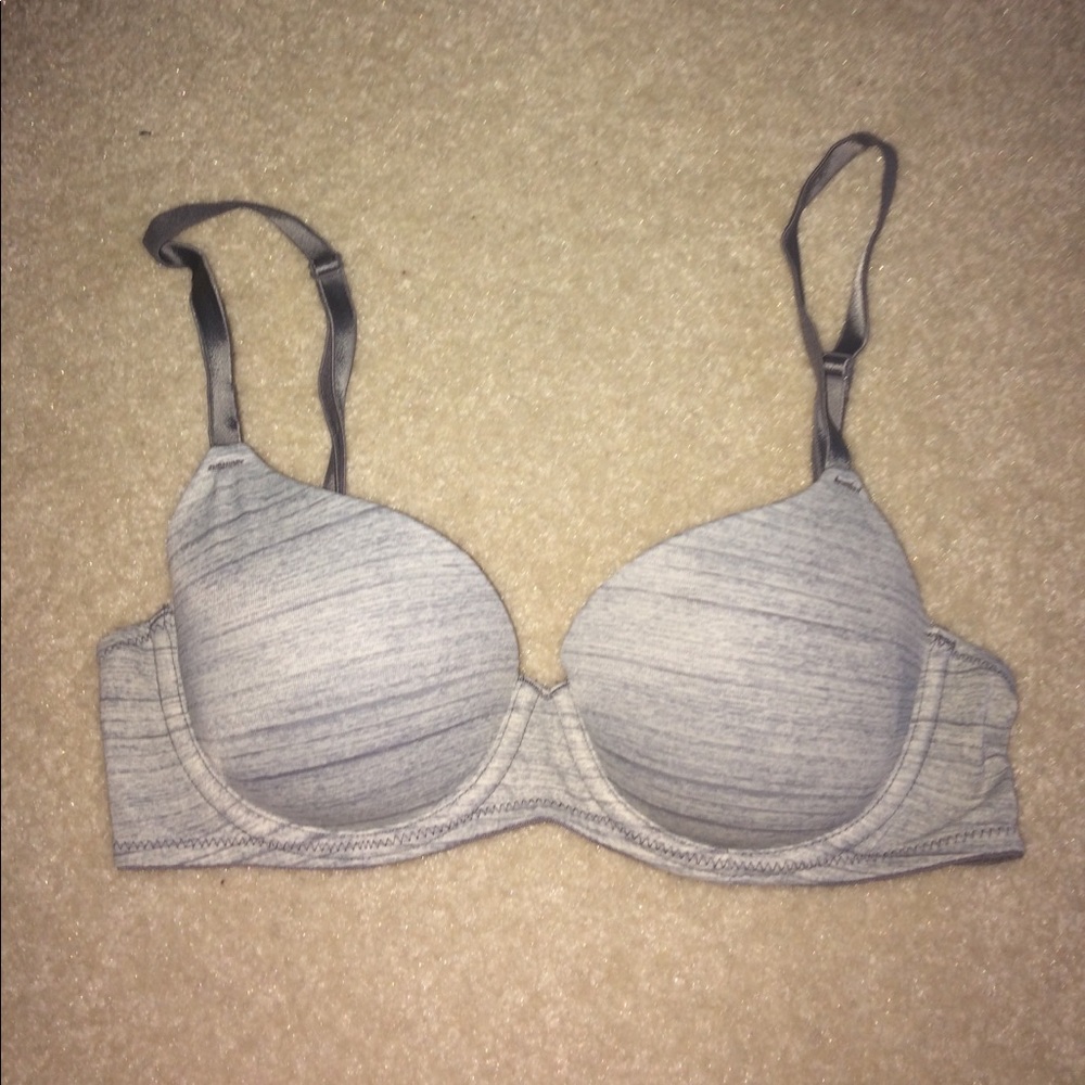 PINK Victoria's Secret 32B Wear Everywhere Bra