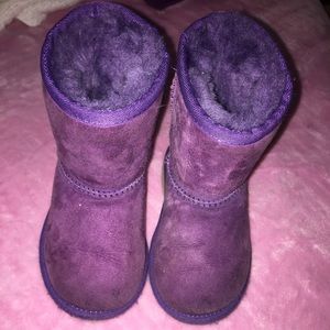 Purple toddlers uggs
