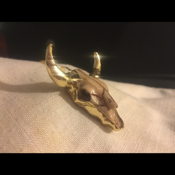 HP SALE 24kt gold Electroplated Longhorn Necklace - Picture 2 of 3