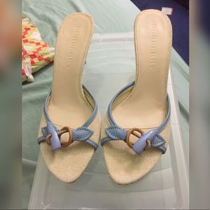 Burberry low heel slippers