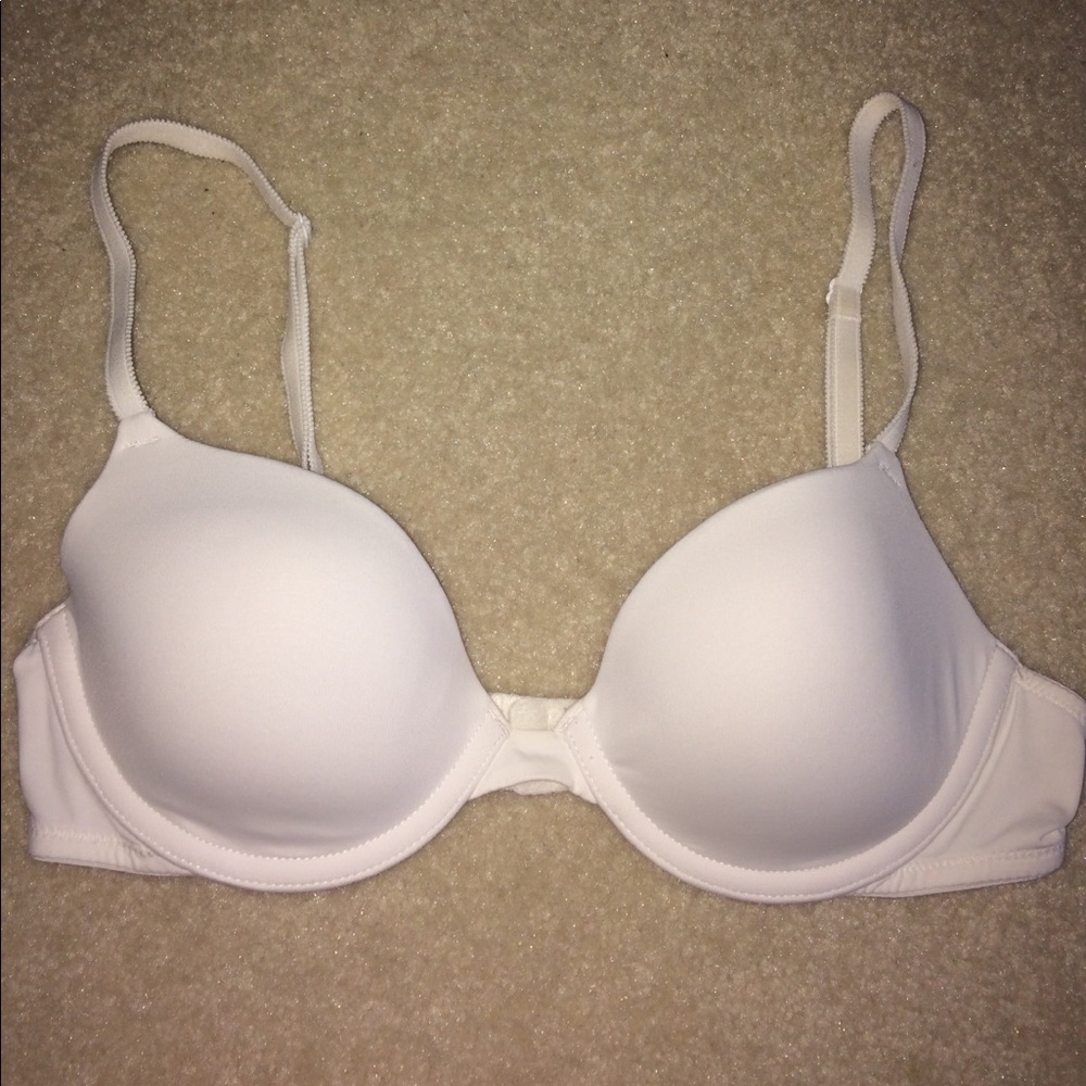 PINK Victoria's Secret 32B Wear Everywhere Bra