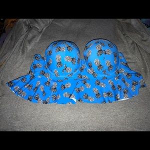 Torrid pineapple size 1 top