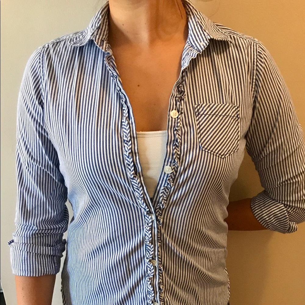 Blue + white stripped top
