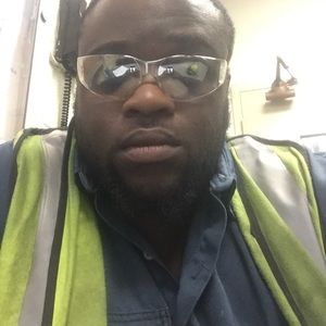 Meet your Posher, Deandre