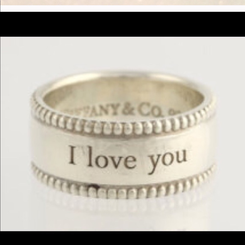 ISO THIS RING IN A 7!! I have it in a 6! EUC