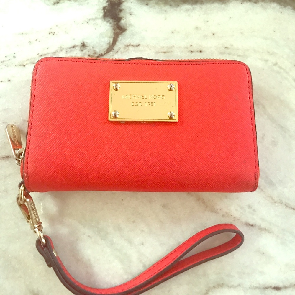 MK wristlet
