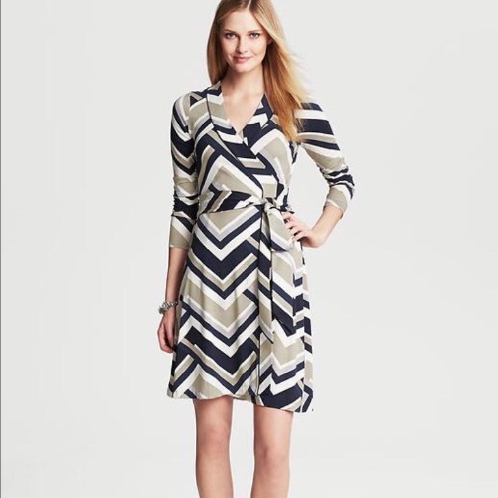 *NWT* Banana Republic Gemma wrap dress