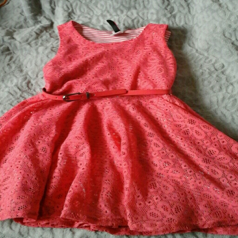 Girl's  Salmon color dress