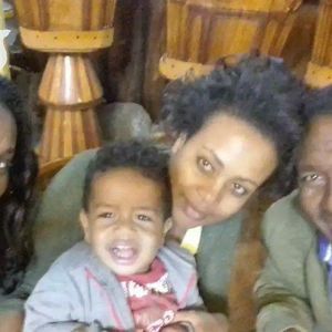 Meet your Posher, Elias