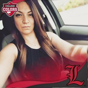 Meet your Posher, Nadine