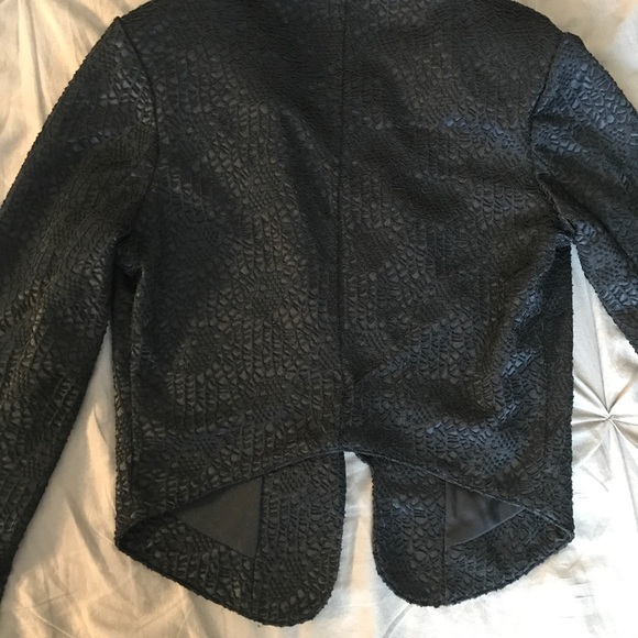 Cropped blazer - Picture 4 of 4