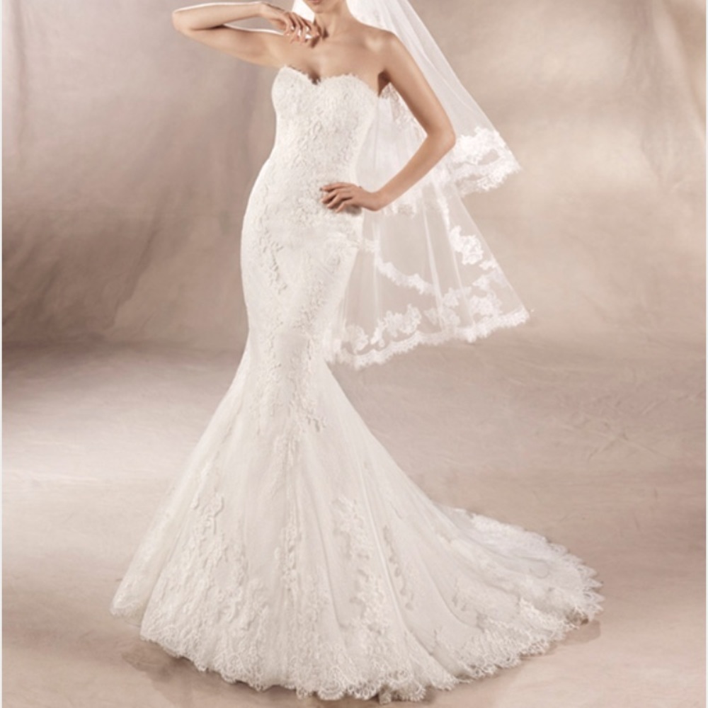Pronovias White One Wedding Dress