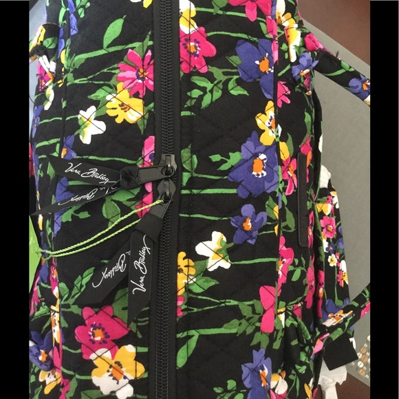 NWT VERA BRADLEY WEEKENDER TRAVEL BAG - Picture 3 of 4