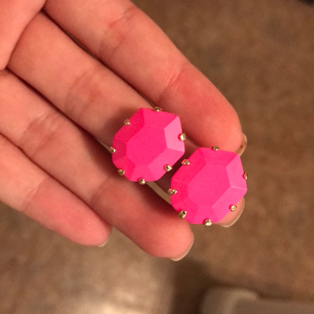 Kendra Scott hot pink studs