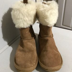 american eagle uggs