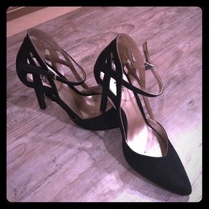 Stunning black heels