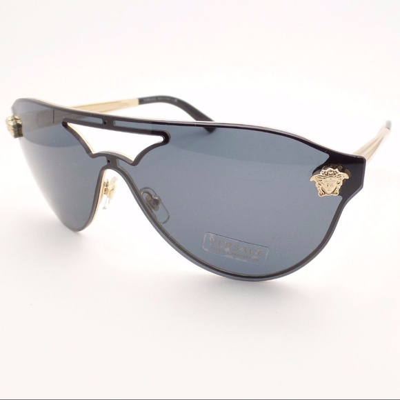 Versace 2161 Sunglasses Gold and Black - Picture 4 of 4
