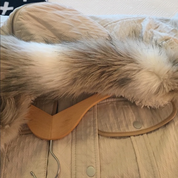 🚫sold🚫 Anthropologie fur hood parka - Picture 8 of 8