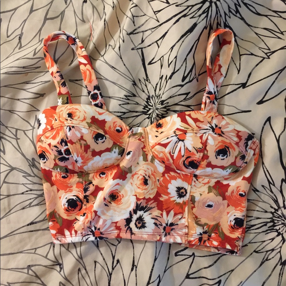 Crop top