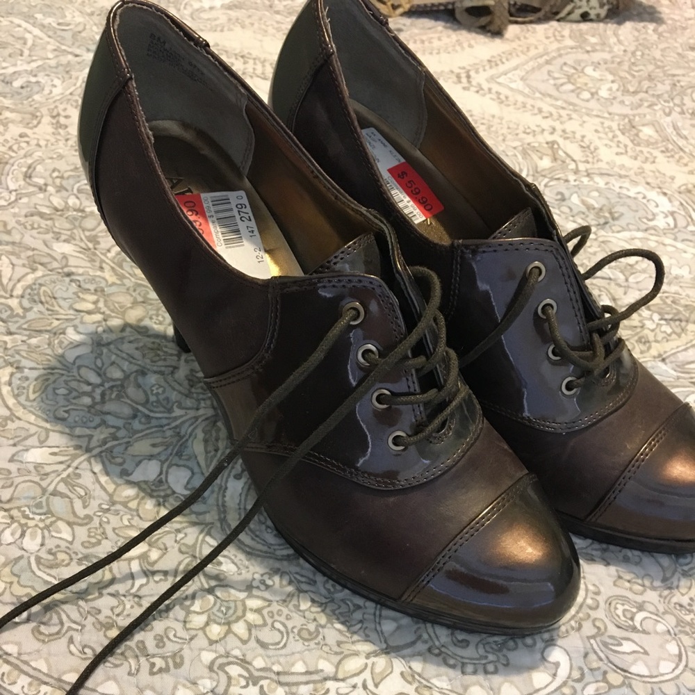 Anne Klein tie up heels