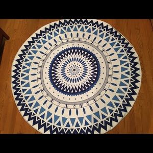 Round beach towel
